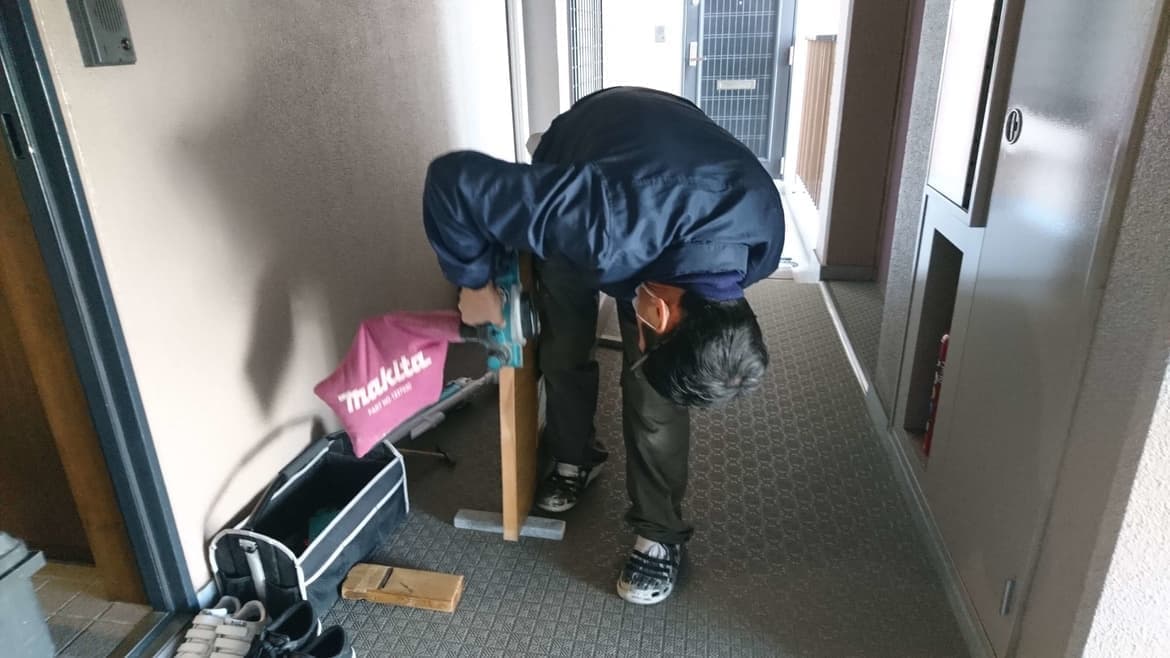 木製建具の建付け調整 | 半田市の建具修理なら藤井建具店