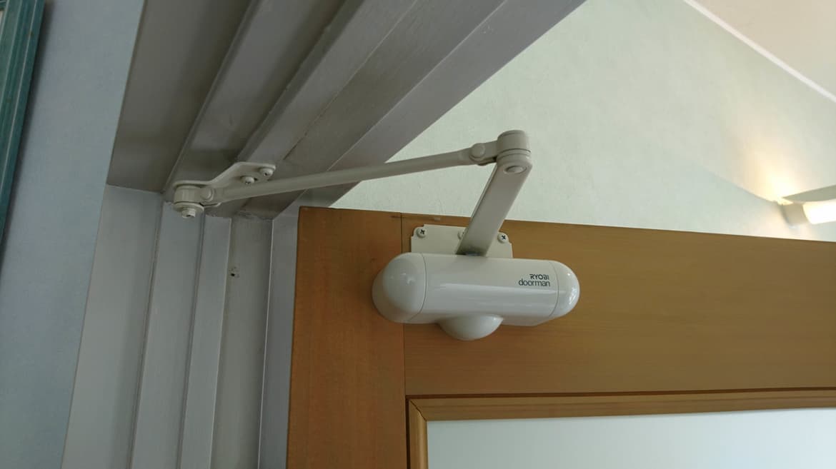 ドアマン交換 半田市 | 半田市でドアマン交換なら藤井建具店