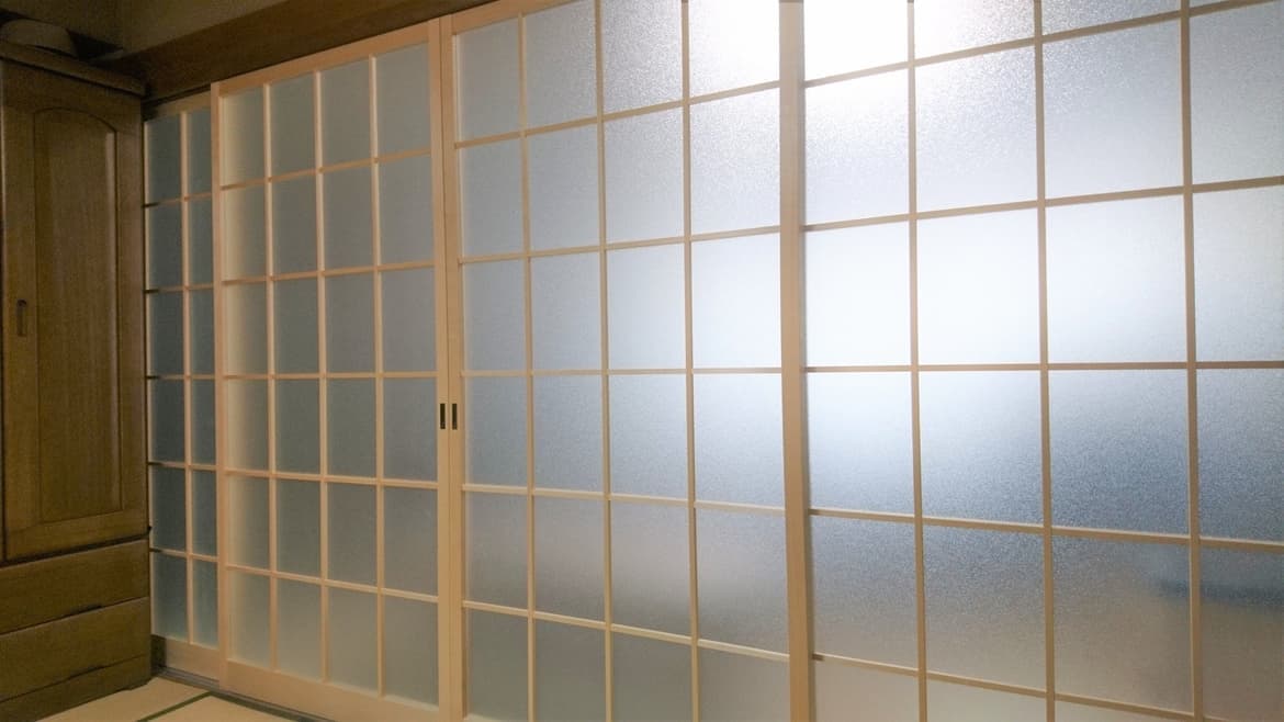 4枚建て木製引き戸の新調 | 半田市の建具修理なら藤井建具店